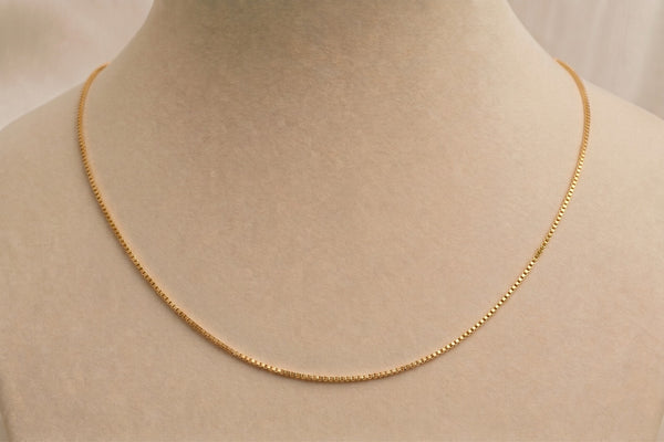 Colar Fio Veneziana em Ouro 18k