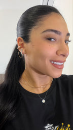 Ear hook cravejado com ródio