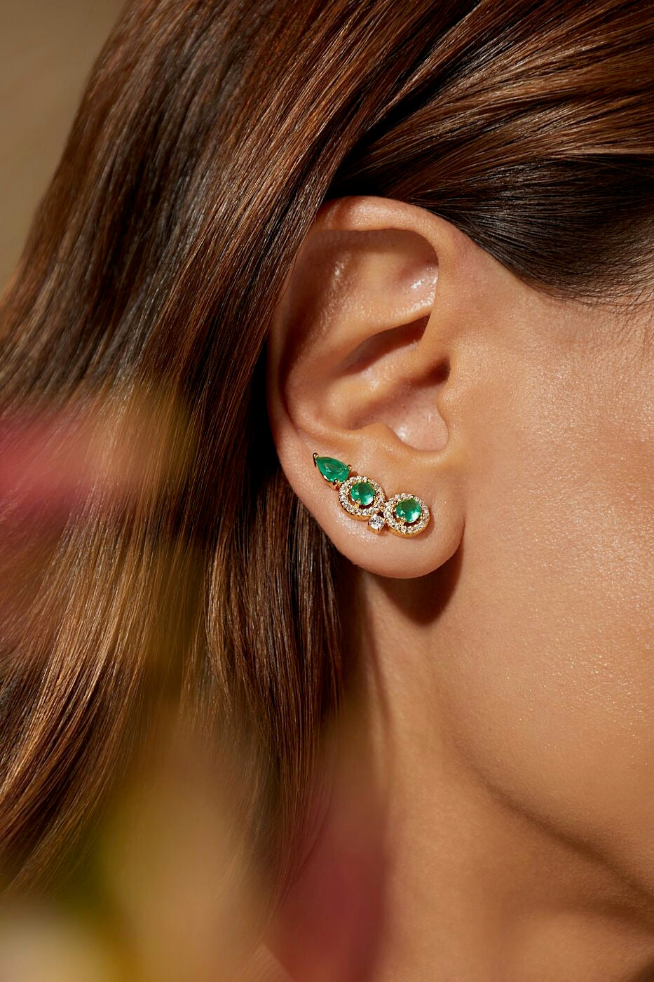 Brinco EarCuff Esmeralda e Zirconia Cristal