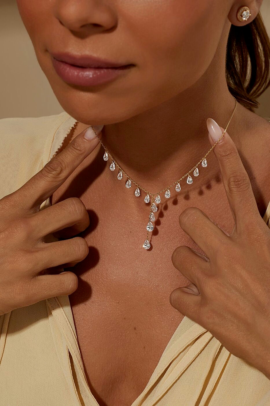 Colar Gravatinha Gotas Zircônia Cristal
