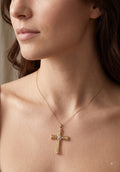 Pingente Cruz Trabalhada em Ouro 18k