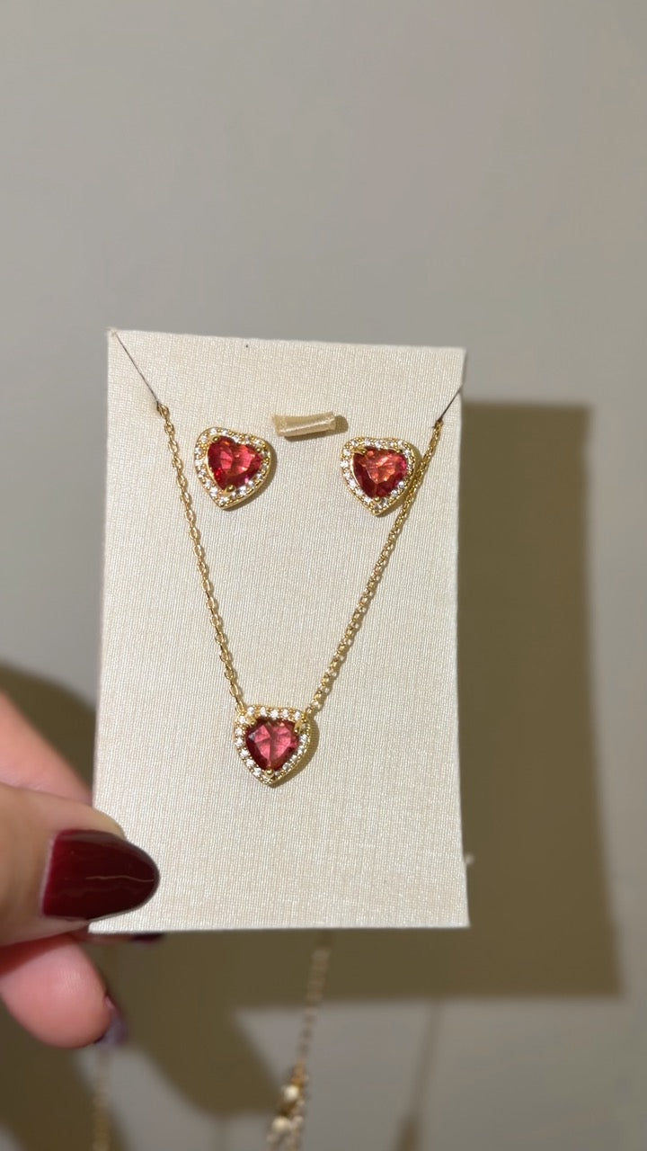 Conjunto Colar e Brinco Coração Vermelho Rubi Cravejado