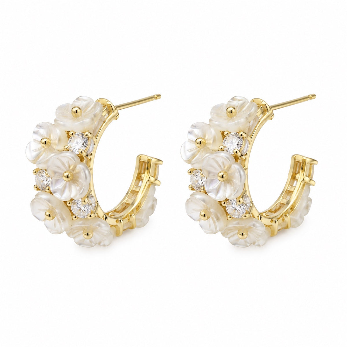 Brinco Argola Floral Madrepérola com Zircônias