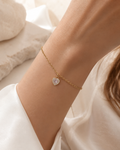 Pulseira corrente com pingente coração rosa